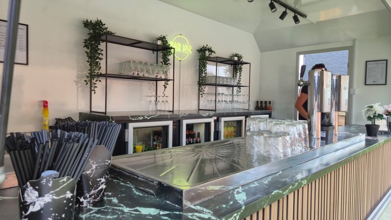 Bar-Kaar interieur